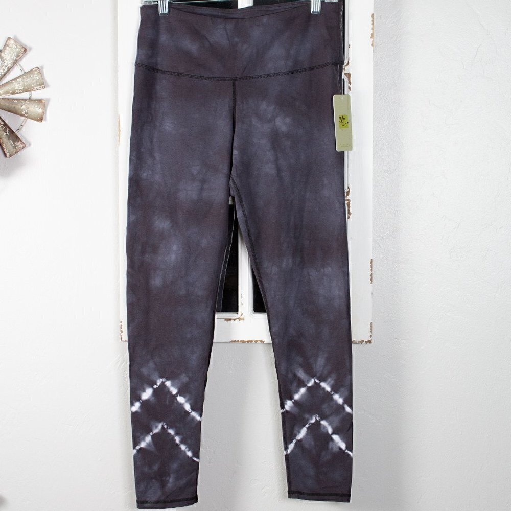 Halcyon Tie Dye Leggings Black Gray White High Rise M NWT Workout Casual
